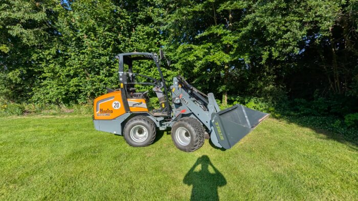 Radlader - Giant 2700HD – Bild 4
