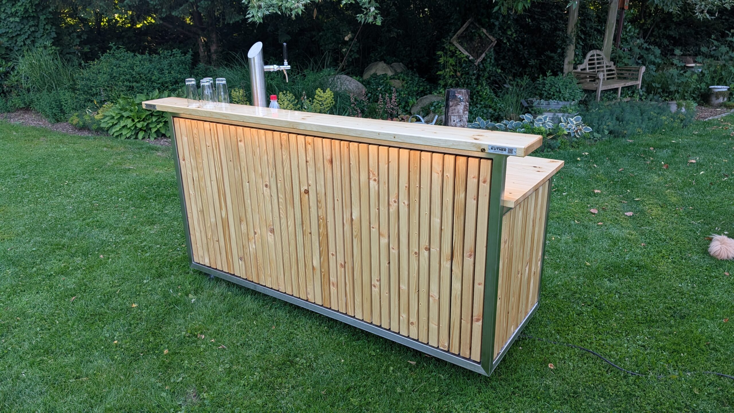 Mobile Theke inkl. Zapfanlage – Bild 4